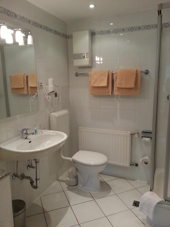 Apartmenthaus Sonnen Dusseldorf Ngoại thất bức ảnh